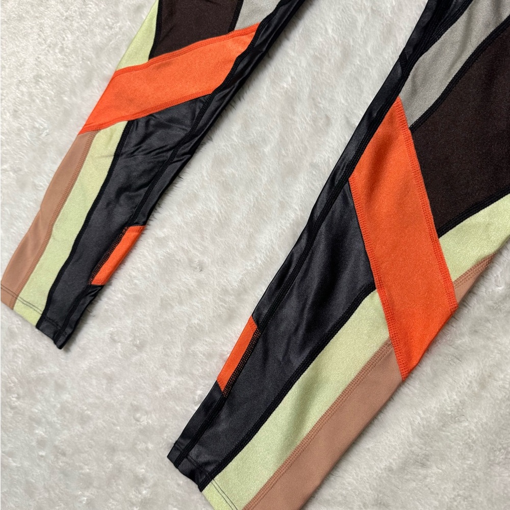 P.E Nation SUPERSTAR LEGGING IN BLACK - Picture 8 of 14